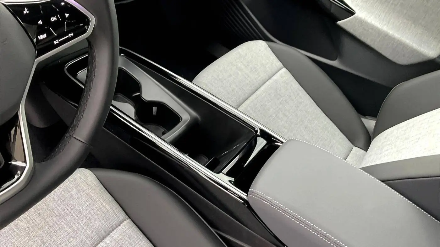 2025 Volkswagen ID.4 1V2CRPE86SC004953