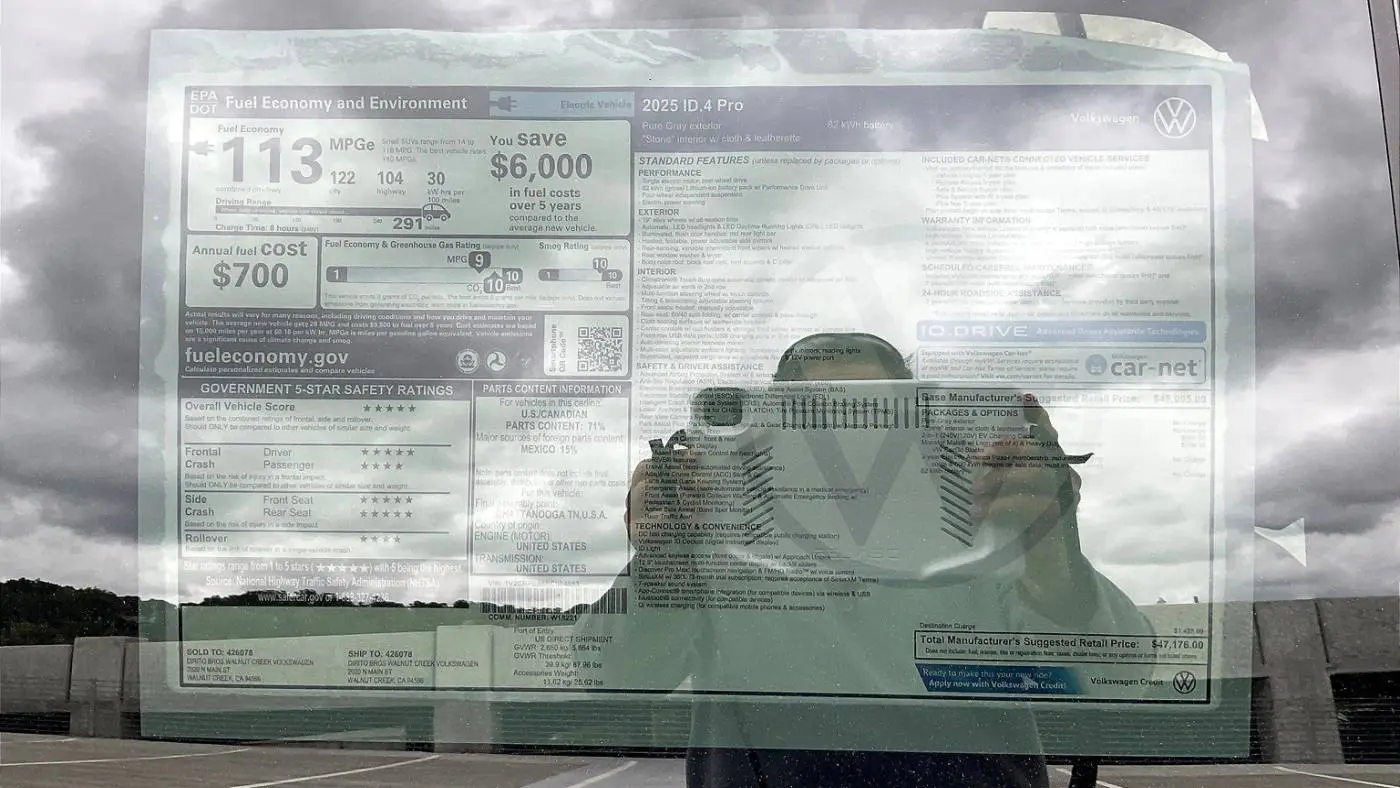 2025 Volkswagen ID.4 1V2CRPE86SC004953
