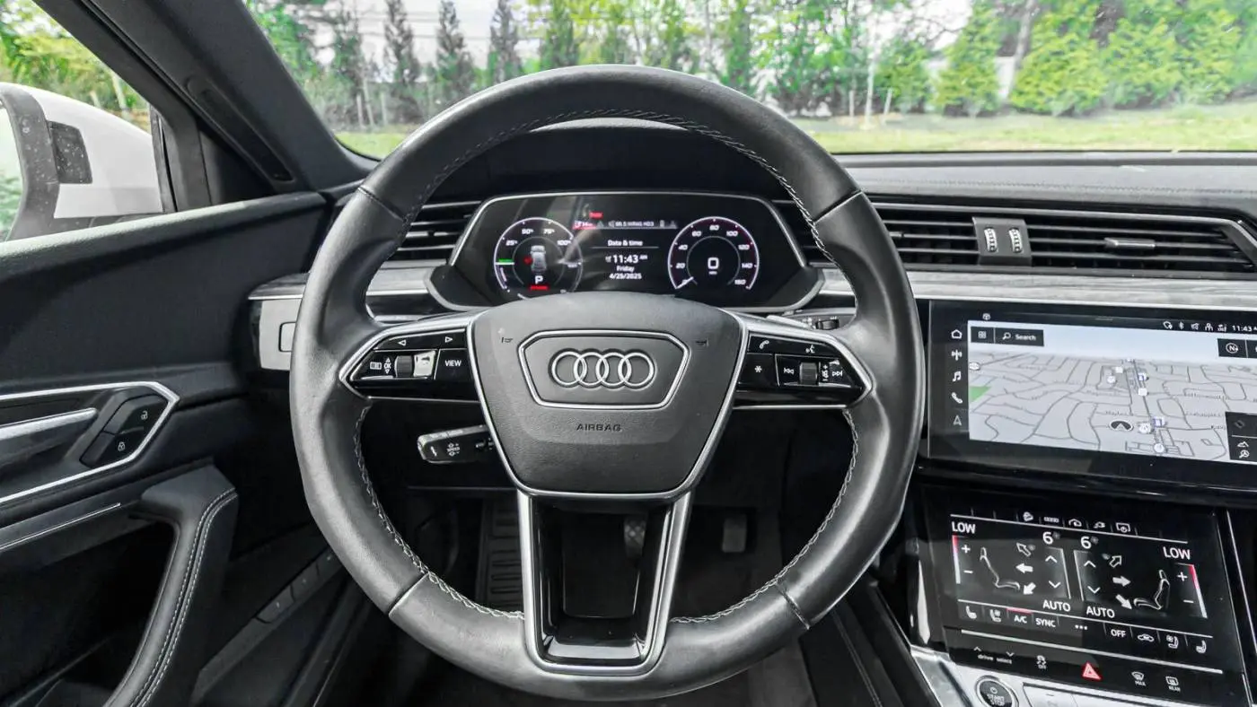 2023 Audi e-tron WA12AAGEXPB013733