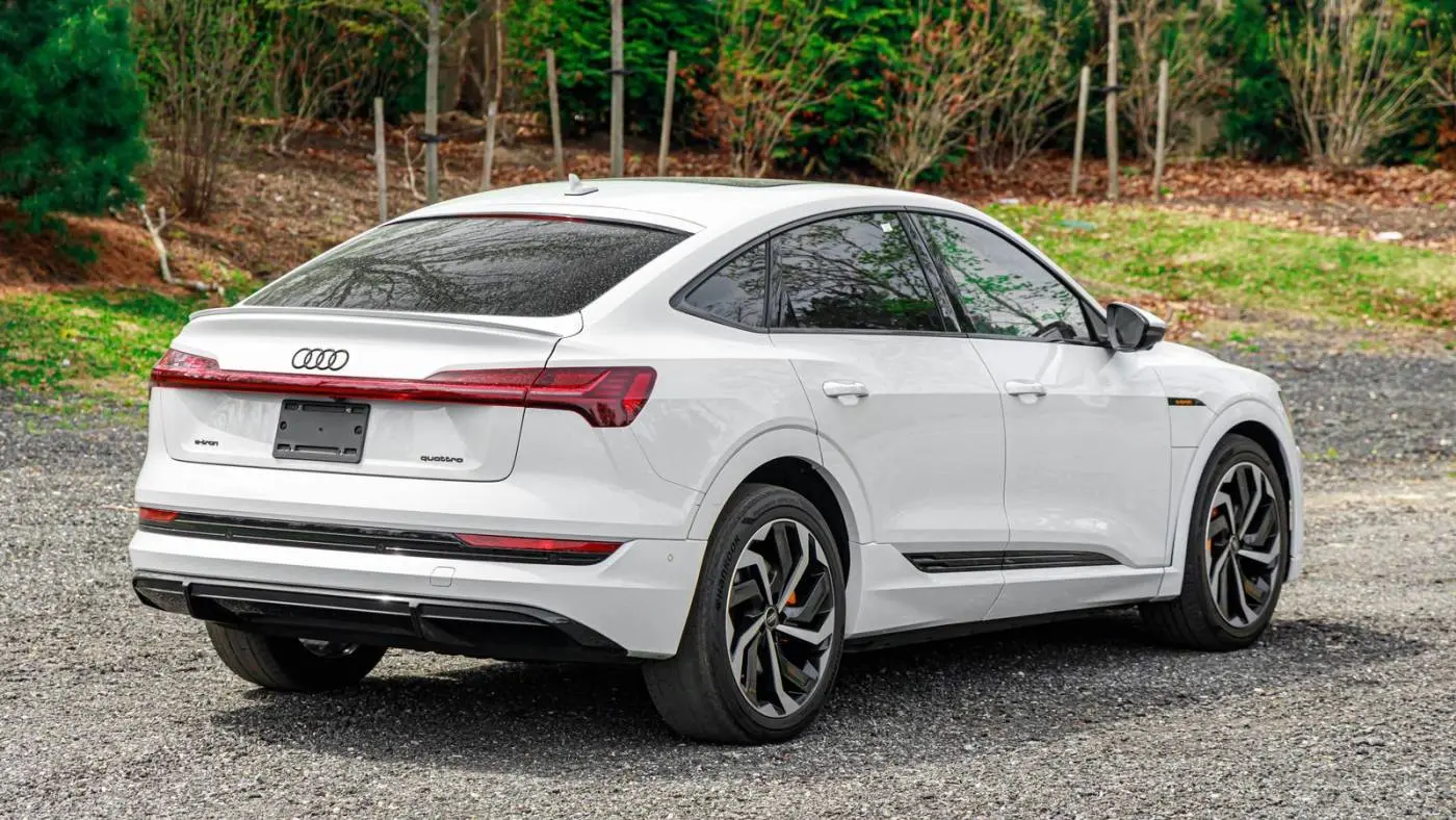 2023 Audi e-tron WA12AAGEXPB013733