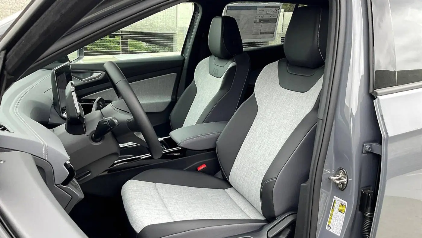 2025 Volkswagen ID.4 1V2CRPE86SC004953