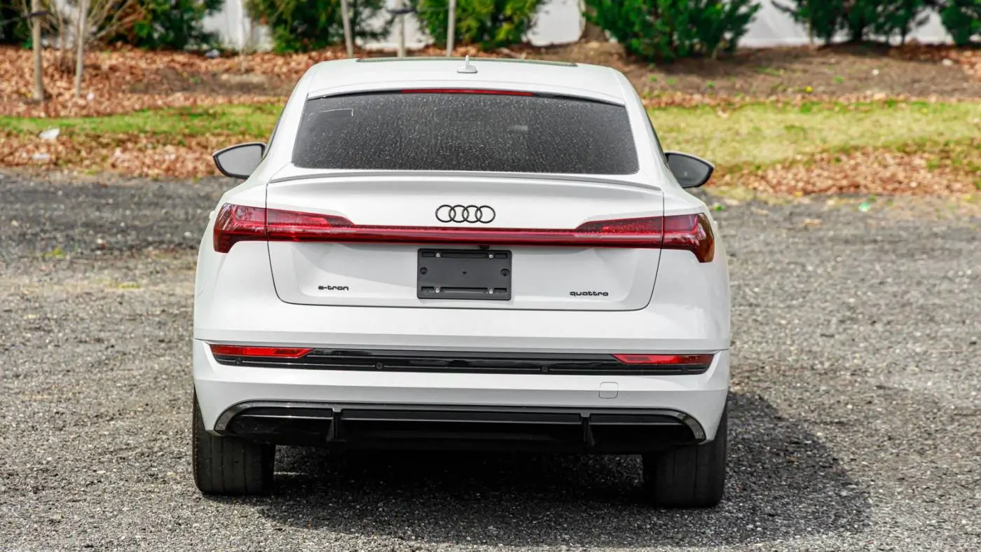 2023 Audi e-tron WA12AAGEXPB013733