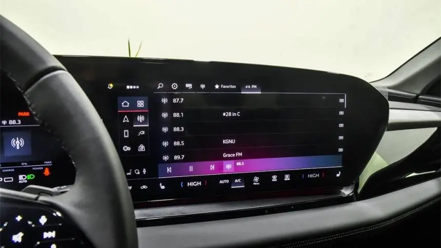 2025 Audi Q6 e-tron WA124BGFXSA035994