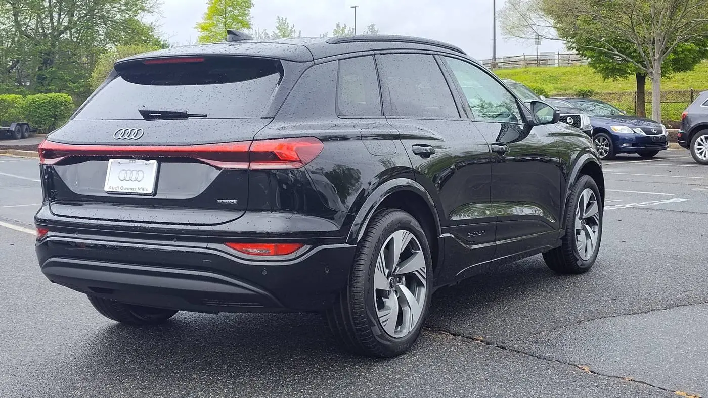 2025 Audi Q6 e-tron WA124BGF9SA035811