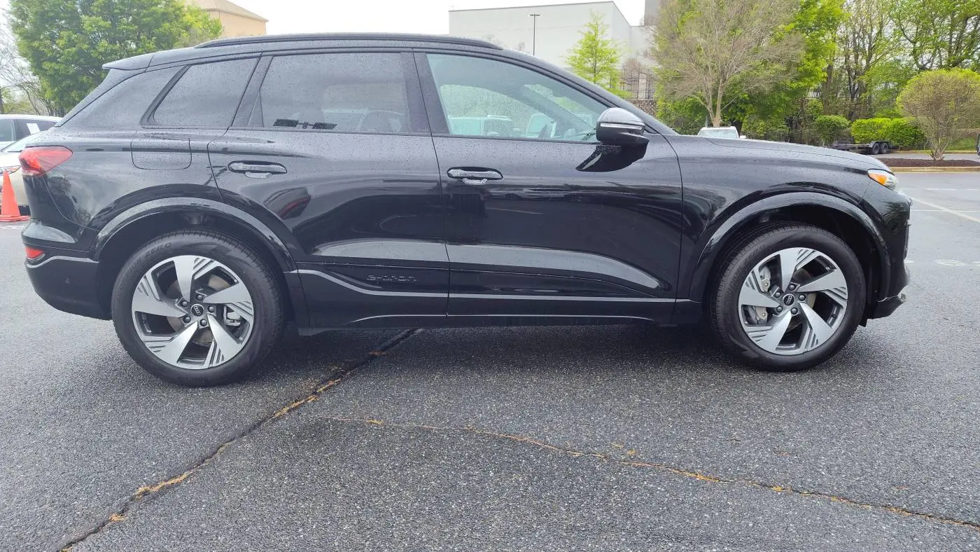 2025 Audi Q6 e-tron WA124BGF9SA035811