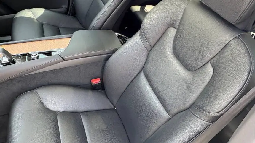 2023 Volvo XC90 YV4H60CW0P1951527