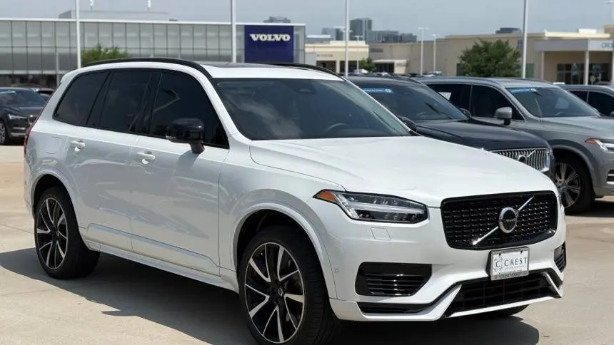 2023 Volvo XC90 YV4H60CW0P1951527