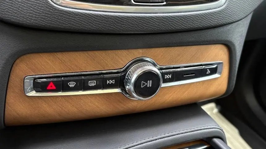 2023 Volvo XC90 YV4H60CW0P1951527