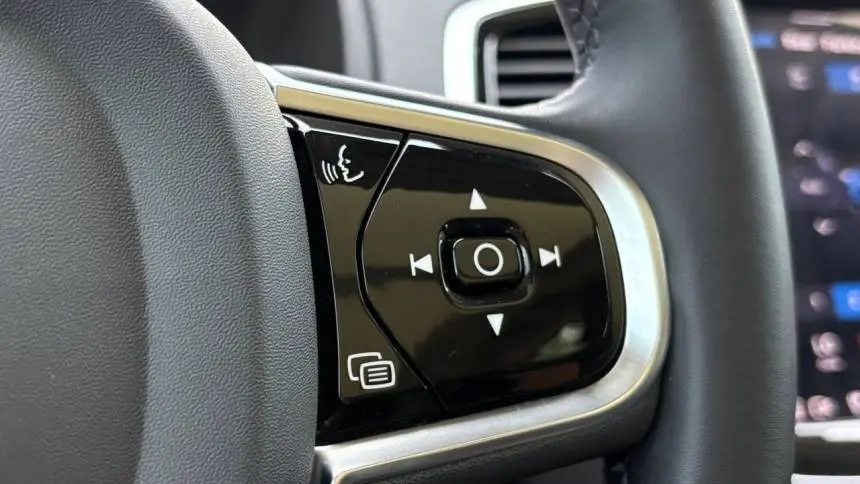 2023 Volvo XC90 YV4H60CW0P1951527