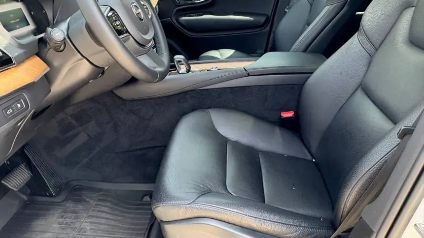 2023 Volvo XC90 YV4H60CW0P1951527