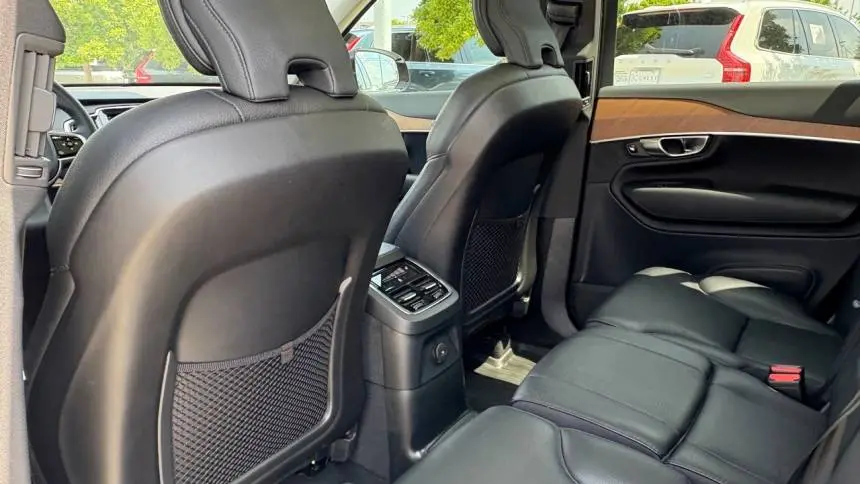 2023 Volvo XC90 YV4H60CW0P1951527