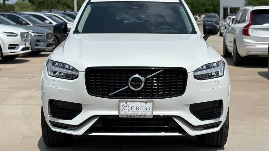 2023 Volvo XC90 YV4H60CW0P1951527