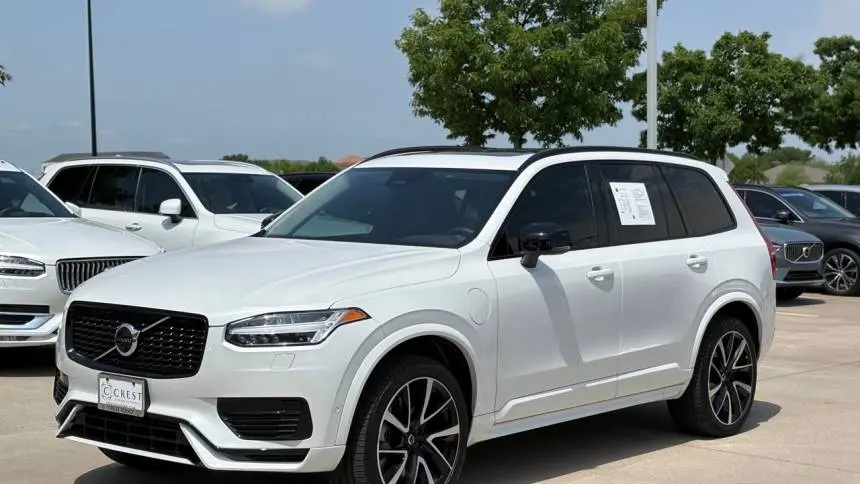 2023 Volvo XC90 YV4H60CW0P1951527