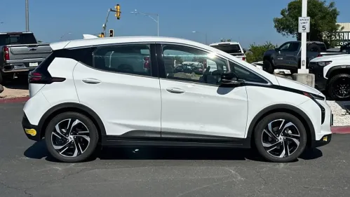 2022 Chevrolet Bolt - Images - 4