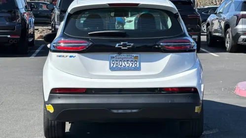 2022 Chevrolet Bolt - Images - 6