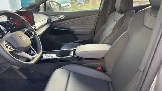 2023 Volkswagen ID.4 1V2EMPE84PC008000