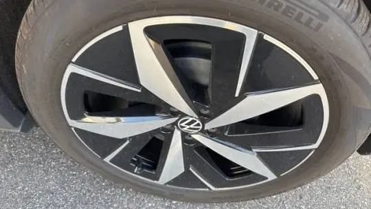 2023 Volkswagen ID.4 1V2EMPE84PC008000