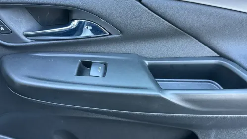 2022 Chevrolet Bolt - Images - 21