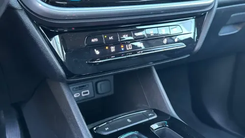 2022 Chevrolet Bolt - Images - 28