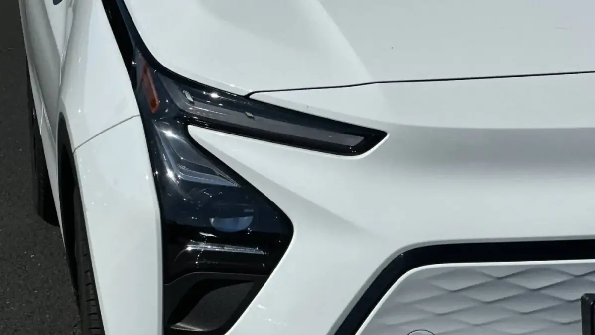 2022 Chevrolet Bolt - Images - 42