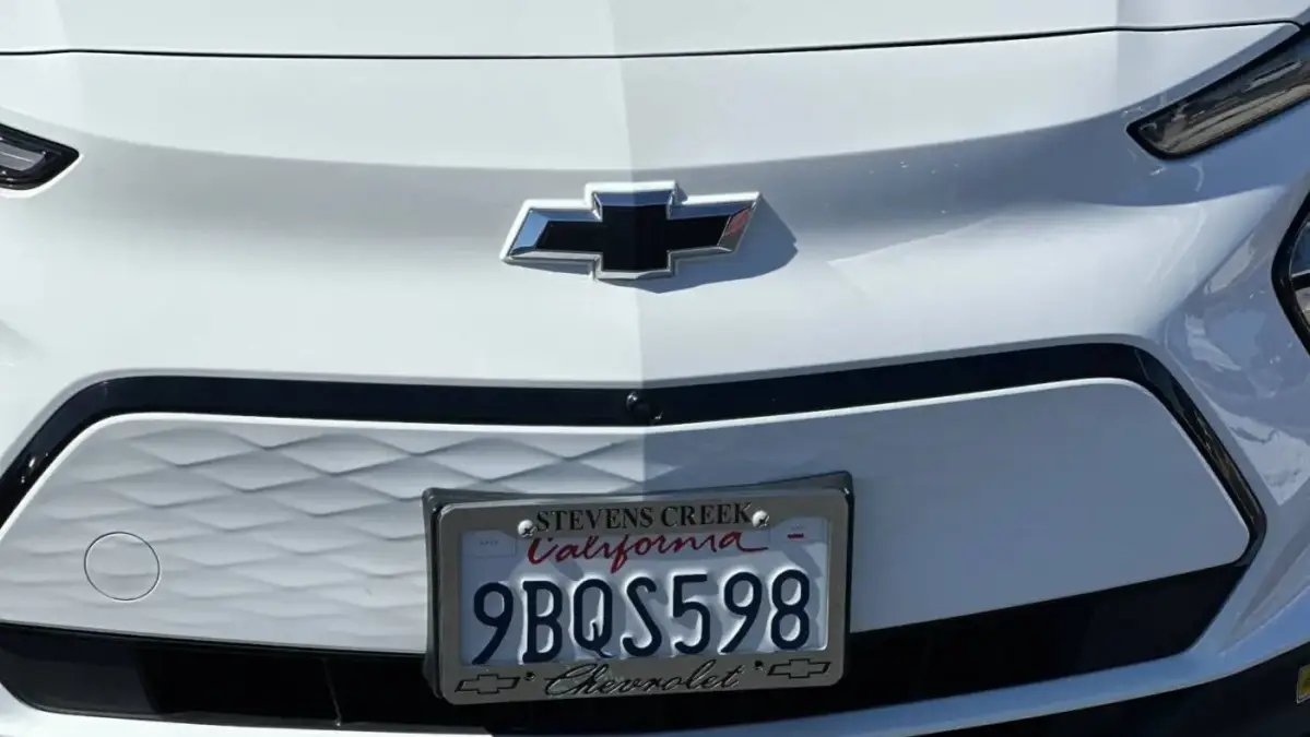 2022 Chevrolet Bolt - Images - 43