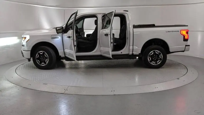2023 Ford F-150 Lightning 1FTVW1EL9PWG05297