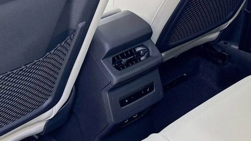 2025 Audi Q6 e-tron WA124BGF2SA032572