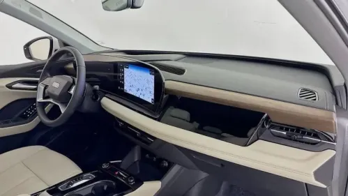 2025 Audi Q6 e-tron WA124BGF2SA032572