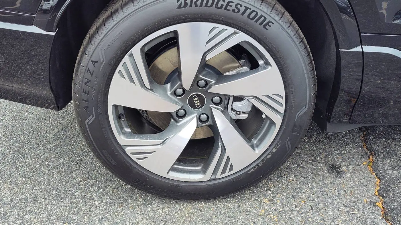 2025 Audi Q6 e-tron WA124BGF7SA044278