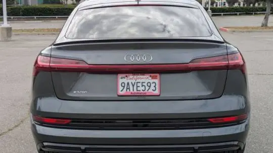 2022 Audi e-tron WA11ABGE8NB023353