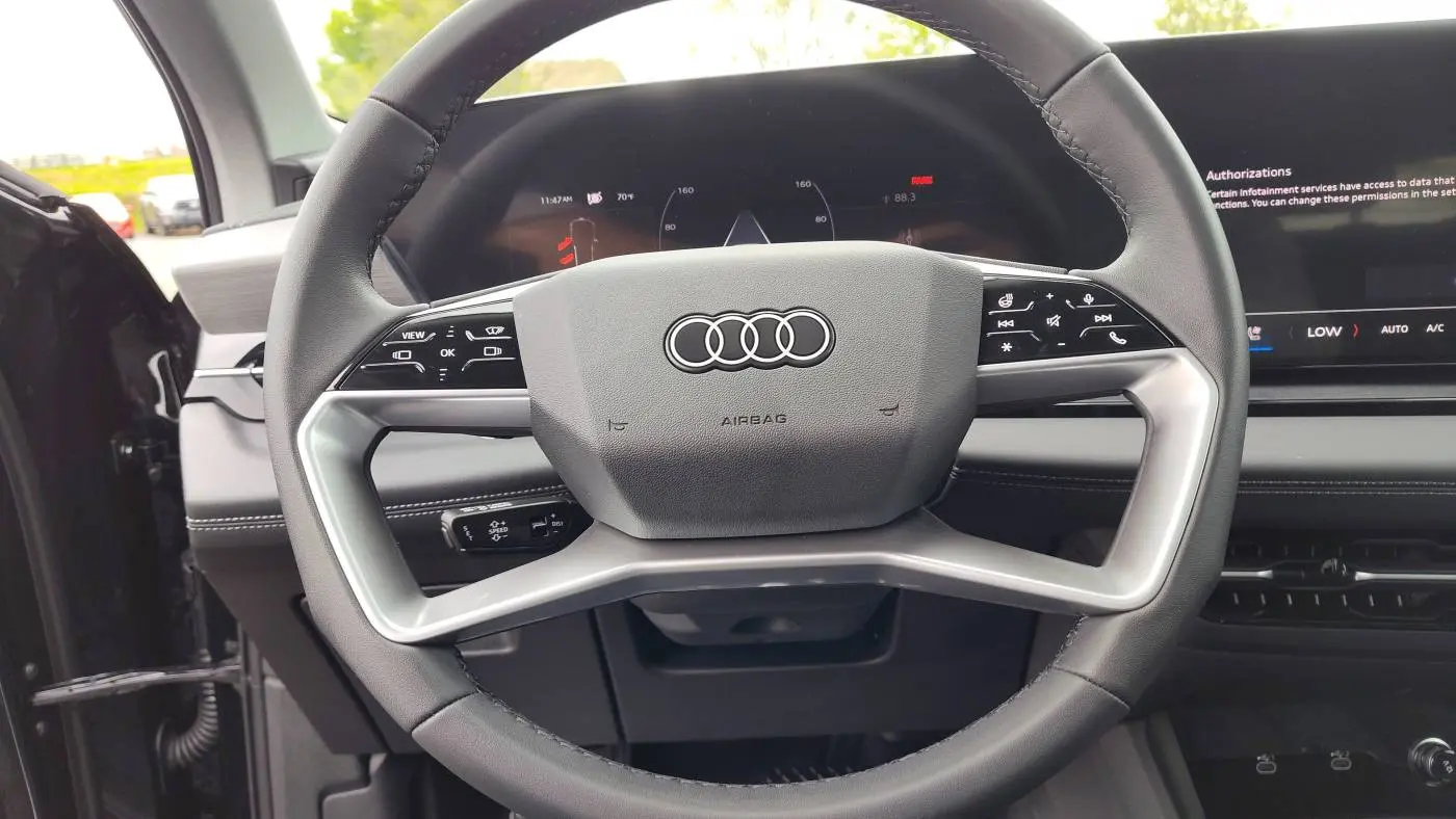 2025 Audi Q6 e-tron WA124BGF7SA044278