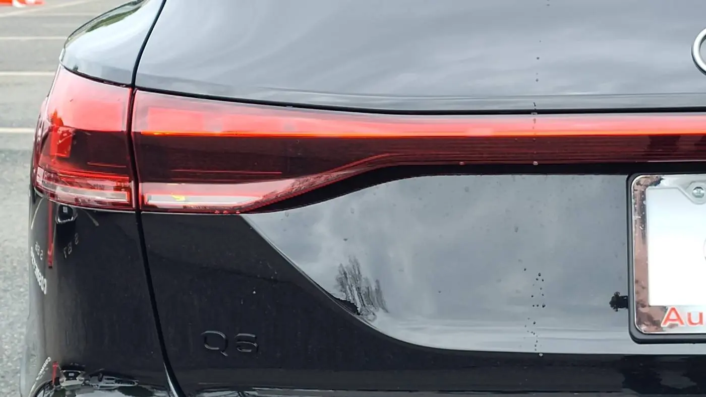2025 Audi Q6 e-tron WA124BGF7SA044278