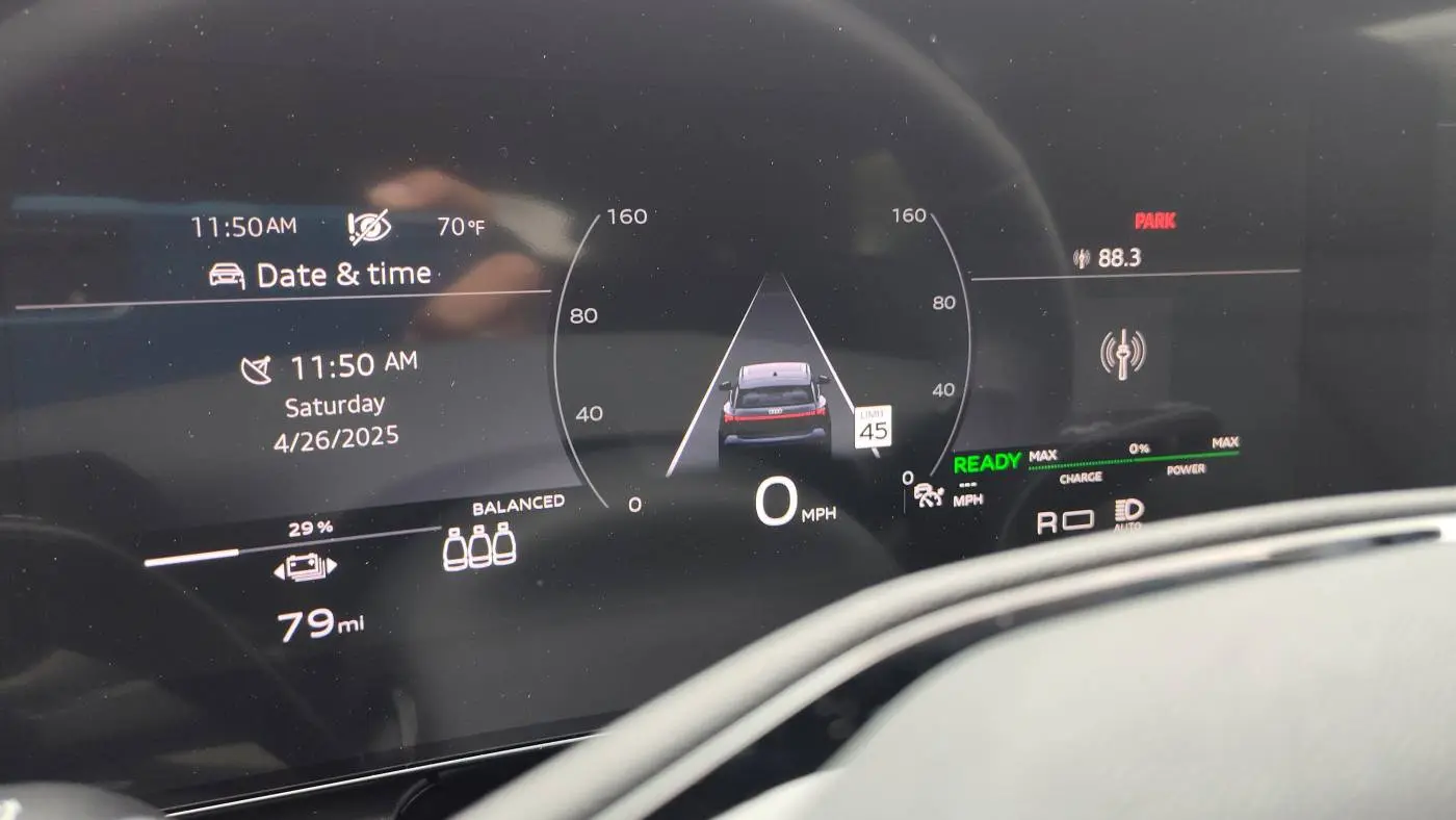 2025 Audi Q6 e-tron WA124BGF7SA044278