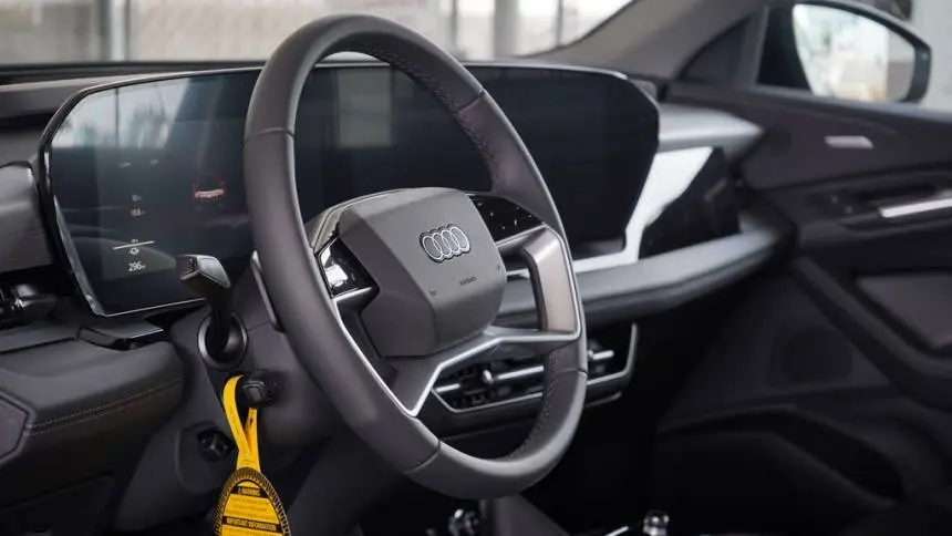 2025 Audi Q6 e-tron WA124BGF0SA038337