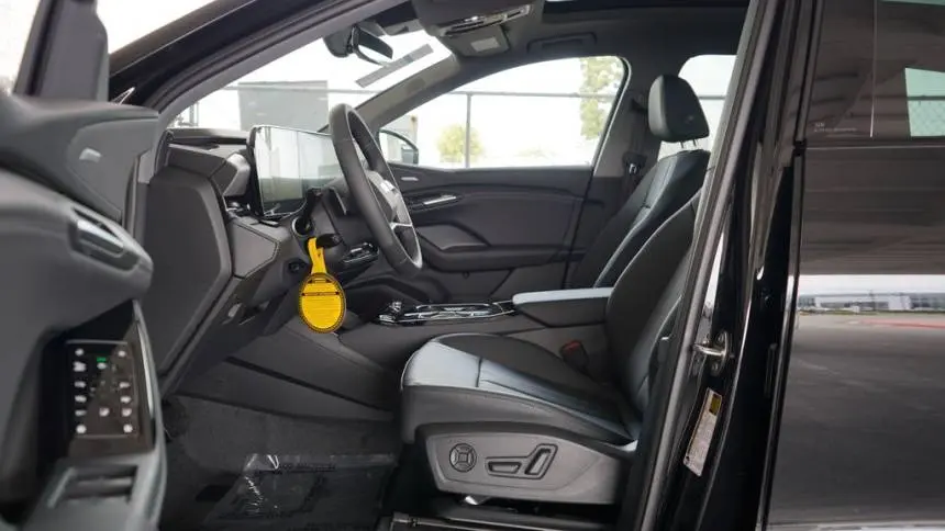 2025 Audi Q6 e-tron WA124BGF0SA038337
