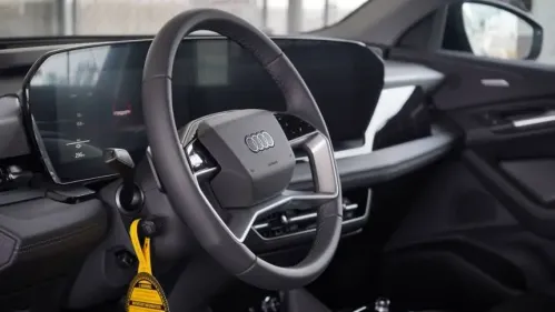 2025 Audi Q6 e-tron WA124BGF0SA038337