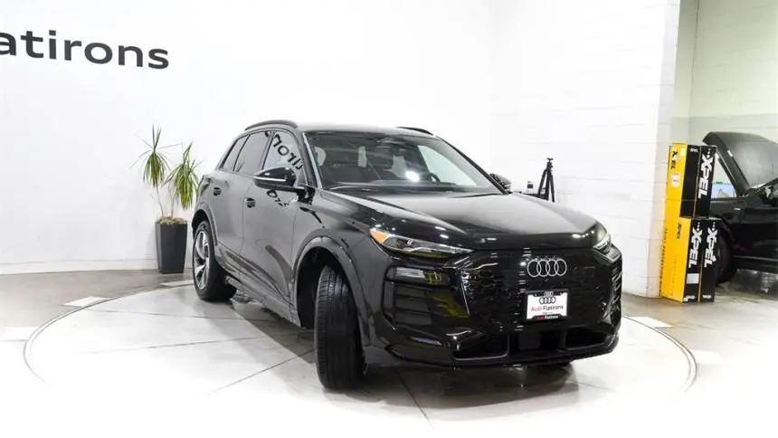 2025 Audi Q6 e-tron WA114BGF5SA036207
