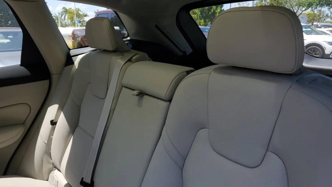 2025 Volvo XC60 YV4H60RC9S1191670