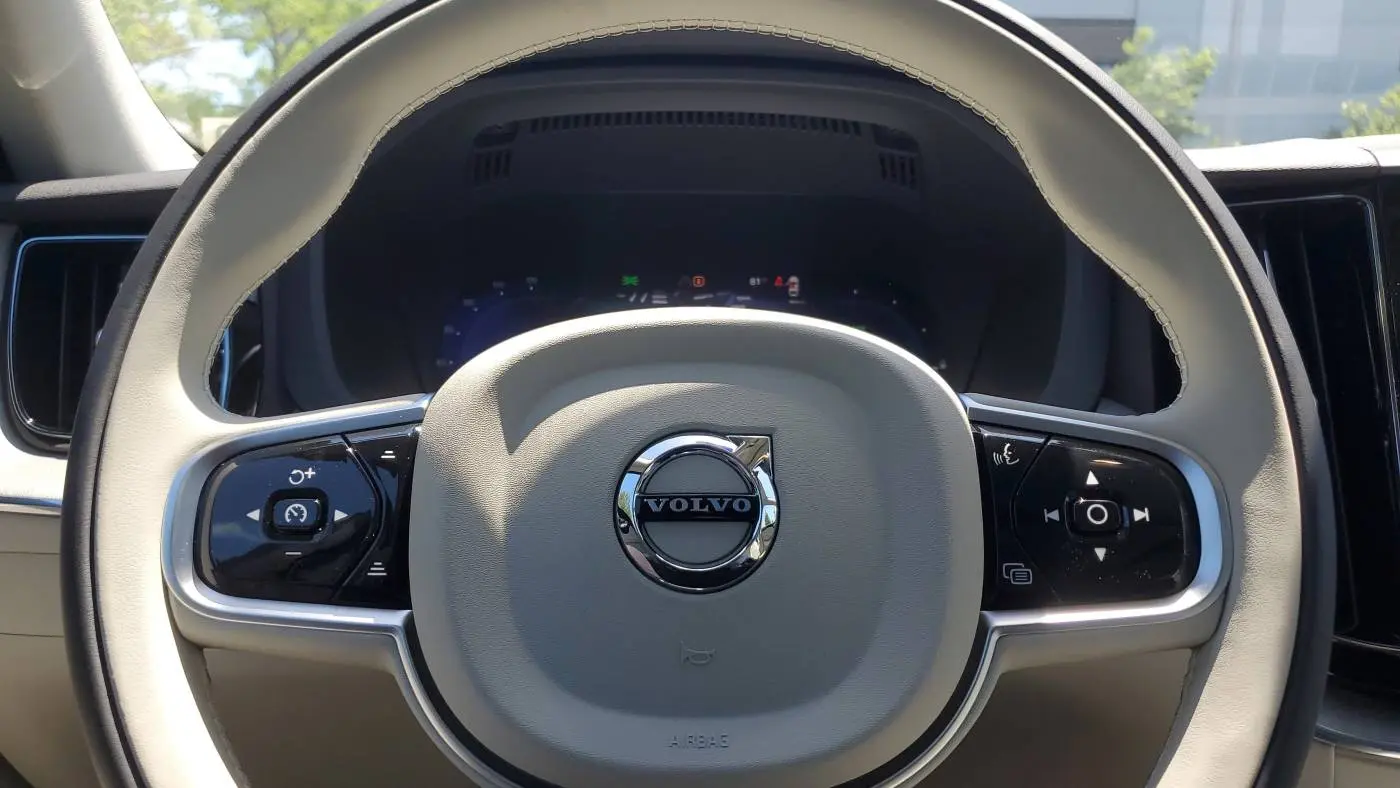 2025 Volvo XC60 YV4H60RC9S1191670