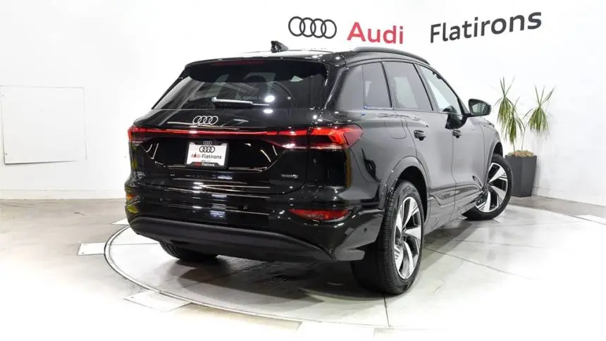 2025 Audi Q6 e-tron WA114BGF5SA036207