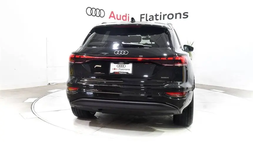 2025 Audi Q6 e-tron WA114BGF5SA036207