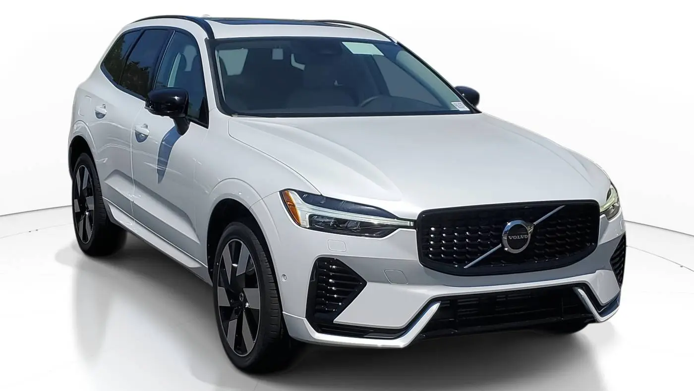 2025 Volvo XC60 YV4H60RC9S1191670