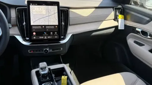 2025 Volvo XC90 YV4H60PB1S1380520