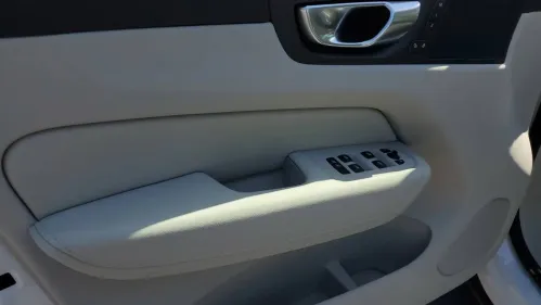 2025 Volvo XC60 YV4H60RC9S1191670