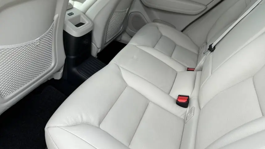2025 Volvo XC60 YV4H60RC8S1189537