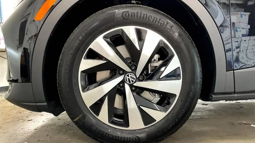 2025 Volkswagen ID.4 1V2CRPE8XSC004437