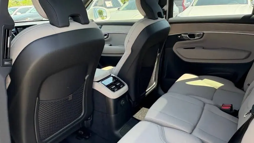2025 Volvo XC90 YV4H60PB8S1379199