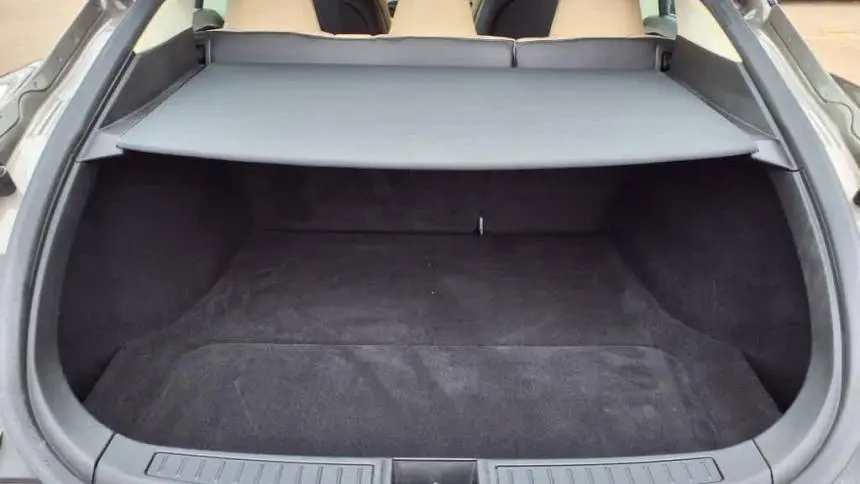 2015 Tesla Model S 5YJSA1E21FF118820