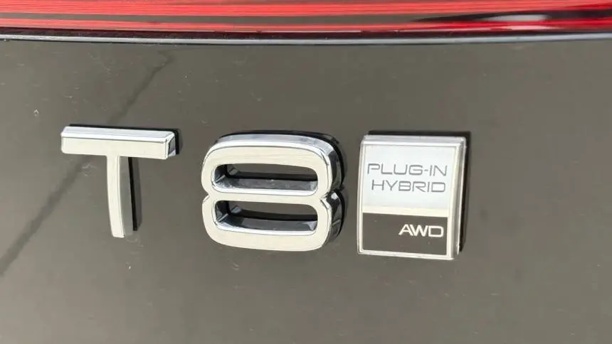 2025 Volvo XC60 YV4H60RC8S1189537