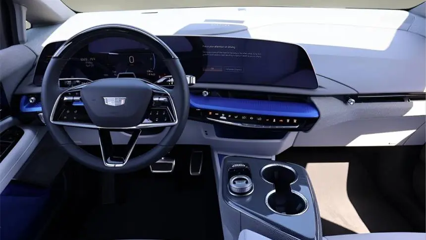 2025 Cadillac OPTIQ 3GYK3BMR9SS154880